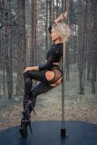 Sticky Garter Leggings